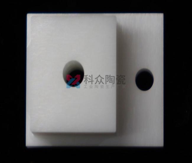 氧化鋯陶瓷結(jié)構(gòu)件的功能和運(yùn)用介紹(圖)